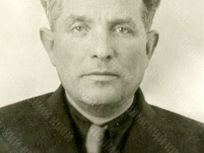 Chief engineer of the Molotov Shipbuilding Plant, I.Ya. Neiman